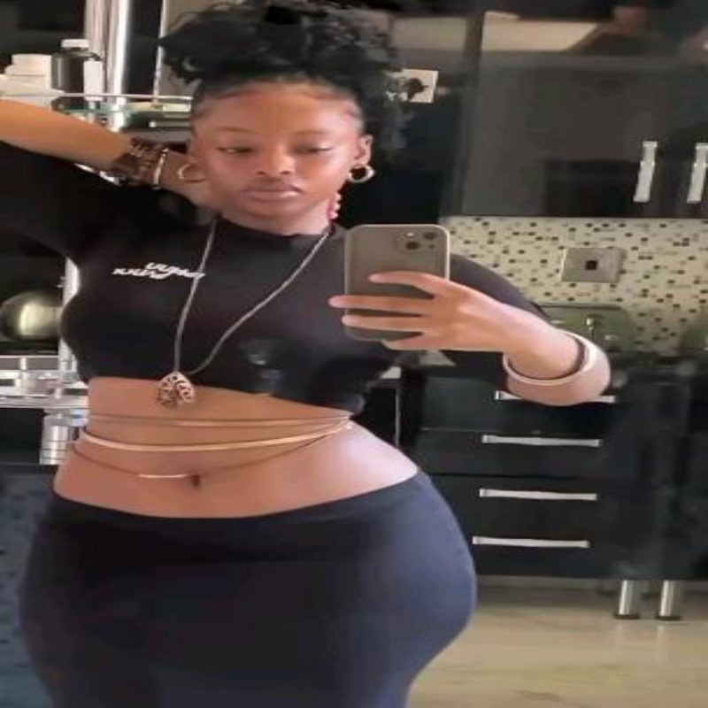 Profile picture of Owamde